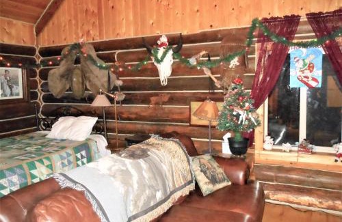 Gardiner House | Grandpa's Cabin