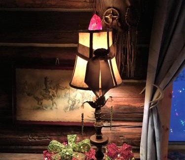 Gardiner House | Grandpa's Cabin