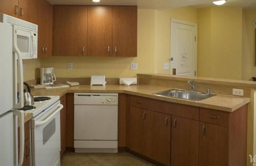 Enterprise Condo | Grandview at Las Vegas Two-Bedroom, Two-Bath Condo