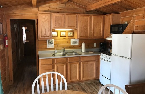 South Fork Cabin | Grandview Cabins & RV Resort