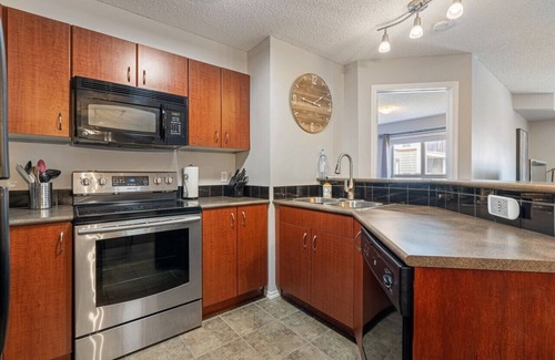 East Kootenay Condo | Grandview Pointe | Pool | Hot Tub | Gym