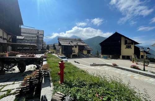 Grangesises Apartment | Grange Hike & Ski - 25C Sestriere, Sestriere (Grange Sises), Italy
