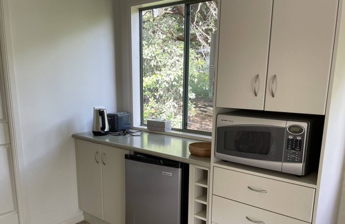 Repton Apartment | Granny flat in semi-rural setting