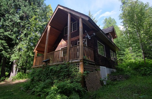 Crawford Bay Cabin | Granny's Shabby Chic Shack to enjoy mother natural inside/outside