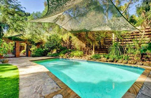 Templestowe House | Granny Unit Self Contained Double Storage WIFI POOL PARKING