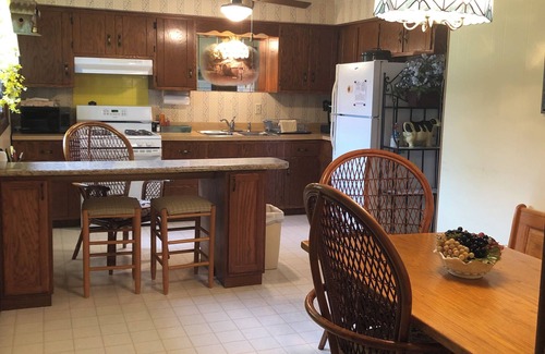 Marseilles House | Granny’s Place