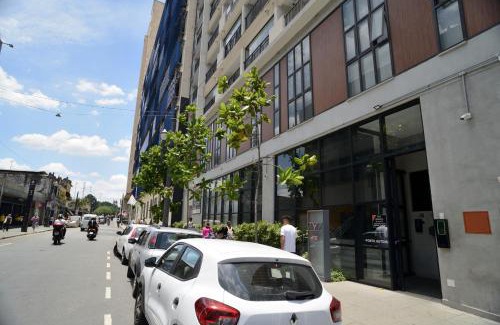 Central Zone Apartment | Graphite One - Frente metro Luz com Estacionamento