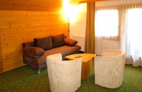 Finkenberg Apartment | Gratzerhof by Interhome