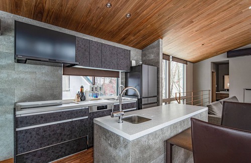 Echo Land House | Gravity by The Hakuba Collection