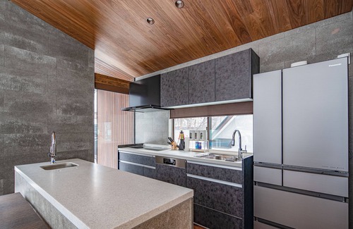 Echo Land House | Gravity by The Hakuba Collection