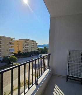 Orikum Apartment | Gray Mirage Apartment near the beach