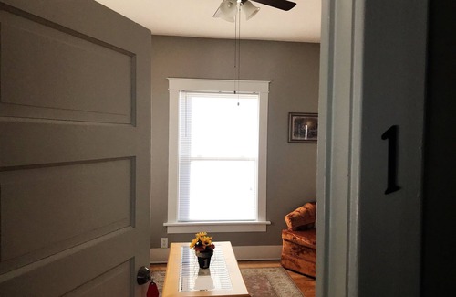 Fairbury Bed & Breakfast | Grayhouse Inn - Room #1