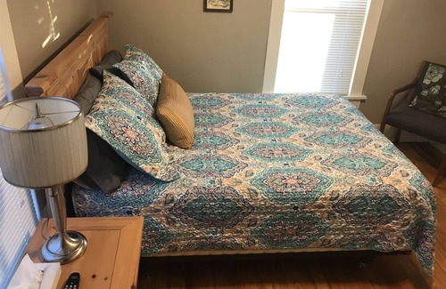 Fairbury Bed & Breakfast | Grayhouse Inn - Room #5