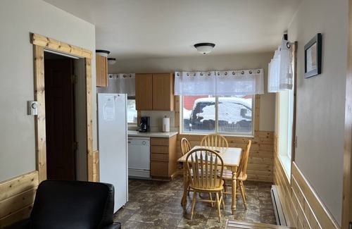West Yellowstone Cabin | Grayling Creek Cabin 122B, 2 Bedrooms 1.5 Bath Cabin 2 Minutes to Yellowstone