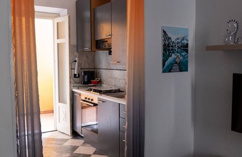 Marina di Carrara Apartment | Grazioso Monolocale a due Passi Dalle Spiagge