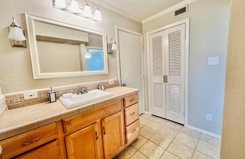 Harlingen House | Great 2 Story Home in Harlingen, Texas