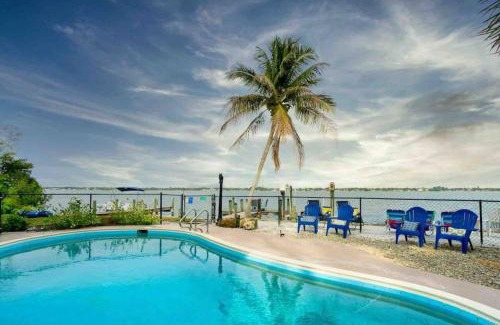 Englewood Villa | Great After Milton-gorgeous Waterfront! Io