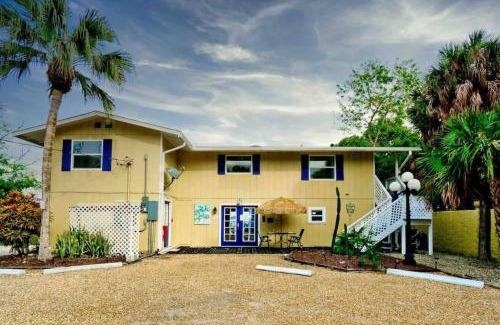 Englewood Villa | Great After Milton-gorgeous Waterfront! Io