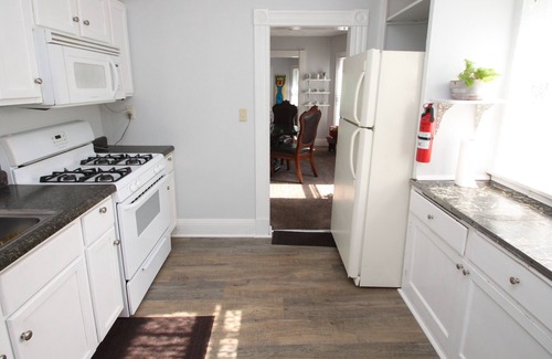 Rockford Apartment | Great apartment