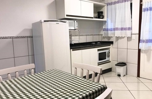 Barra da Lagoa Apartment | Great apartment with air conditioning, near the sea, the lagoon and the river.
