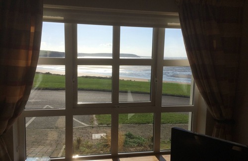 Duncannon House | Great Beach Views From This House.
