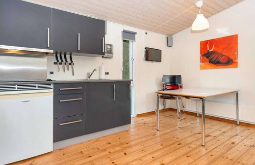 Aabenraa House | Great cabin in camping resort