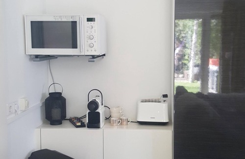 Amsterdam East Apartment | Great Canal Studio 15 min downtown