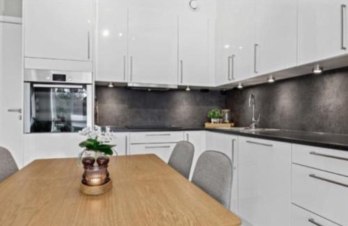 Kristiansand Apartment | Great central 2-room apartment