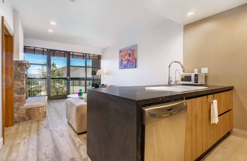 Avon Condo | Great Dates and Rates All Summer! Our 1BR is Near Shops & Dining. Long Stay Rates Available