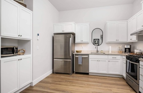 Stafford - Tualatin Valley House | Great Deals on Summer Stays!
