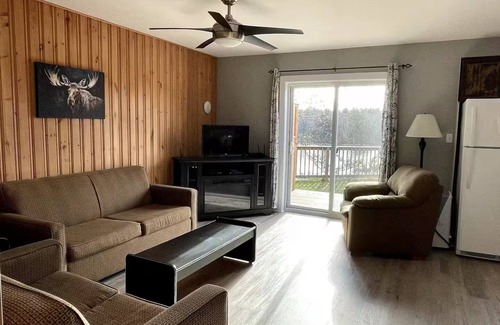 Alban Cabin | Great Escape Cabins: Cabin 5