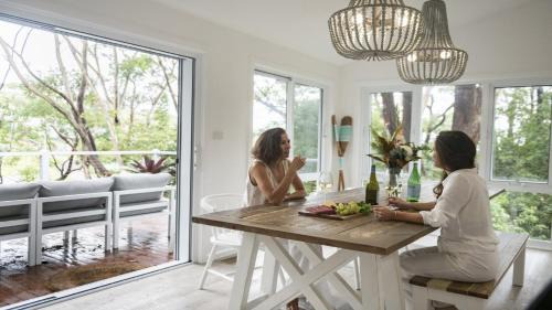 Macmasters Beach House | Great Family Retreat Just Moments To Macmasters Beach