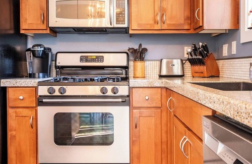 Beaverton House | Great For A Vacation Or Corp Rental