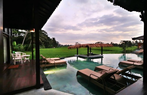 Kenderan Villa | Great for couple, One-Bedroom Villa with Pool View