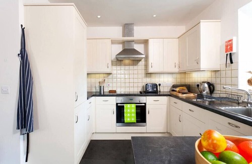 Low Newton Cottage | GREAT HARTBARROW FARM COTTAGE, pet friendly in Bowland Bridge