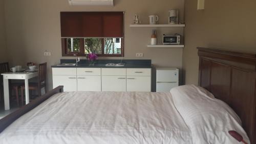 Grote Berg House | Great Hill View Apartment