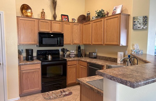 Centerra House | Great Home for Work, Play, or any Desert Getaway! Pool, Spa & Loads of Amenities