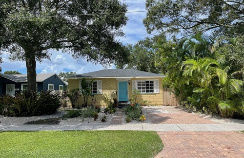 St. Petersburg - Clearwater House | Great home with beautiful backyard and Lanai.