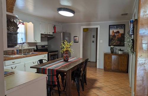 Alpine House | Great house for making memories! Two living areas, bar, and pool table
