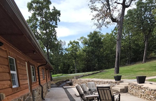 Canadian House | Great Lake view and Boat Dock