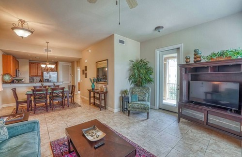 Horseshoe Bay House | Great Lakefront Condo With Gorgeous Lake LBJ Views