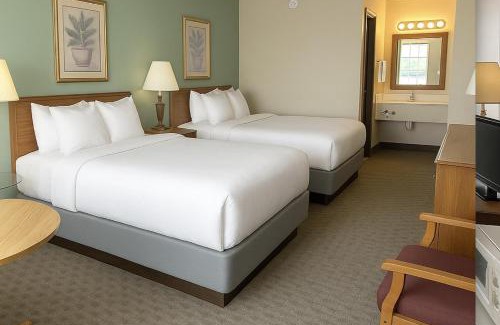 Mackinaw City Hotel | Great Lakes Inn Mackinaw City