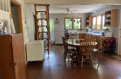 Clitherall House | Great little getaway on West Battle Lake! -Sleeps 7, A/C, nice frontage, private