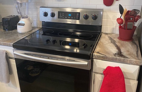 Wichita House | Great location - 4 bedroom in quiet area