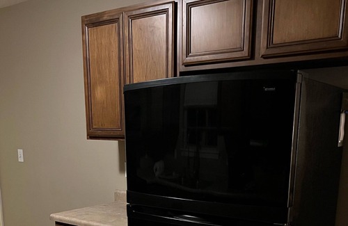 Columbia House | Great location-5 miles to downtown-6 miles to Faurot Field