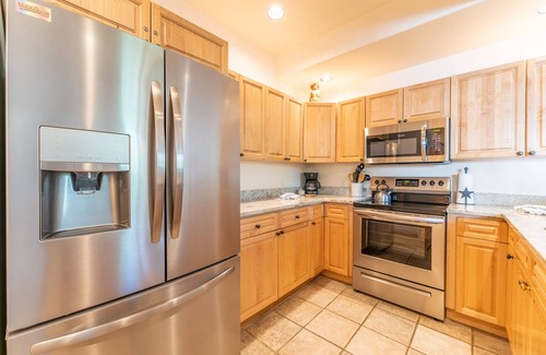 Warrior's Mark Condo | Great Location in Breck, Walk to Main Street! Private Hot Tub and Fireplace