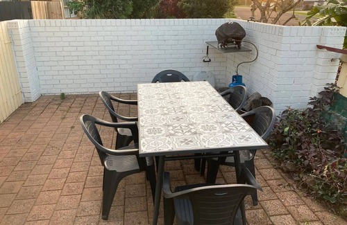 North Creek House | Great Location-lennox Village