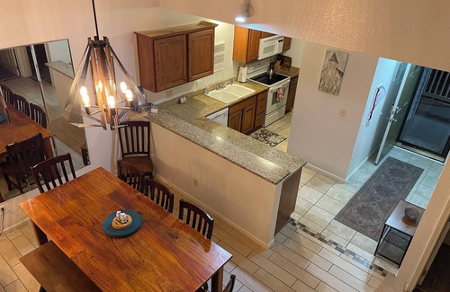 Table Rock Condo | GREAT LOCATION LUXURY 3 BDRM 3 BATH LAKEFRONT HEATED INDOOR POOL STAY&PLAY GOLF
