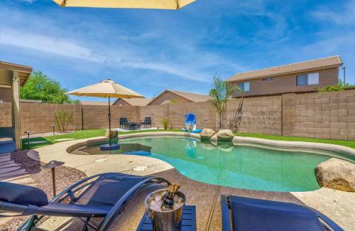 Litchfield Park House | Great location near shopping & entertainment
