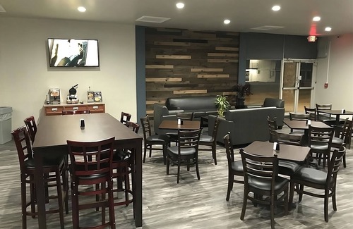 Downtown Tucson Hotel | Great Location Near Reid Park Zoo, Onsite Free Parking, Outdoor Pool